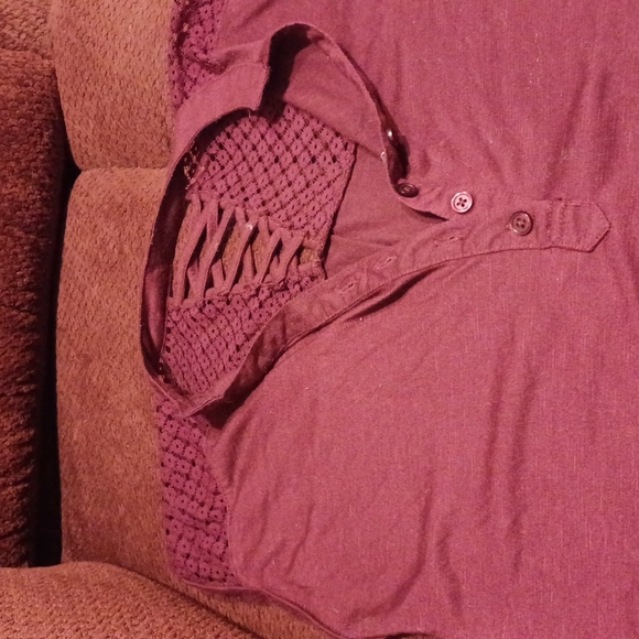 Top - Picture 2 of 3